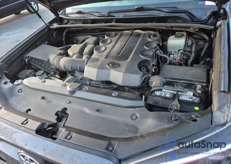 2015 Toyota 4Runner Sr5/Sr5 Premium z USA, uszkodzony, nr VIN JTEBU5JR5F5220443